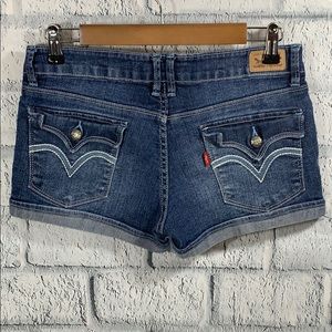 LEVI’S SHORTY SHORT SIZE 7 brand new